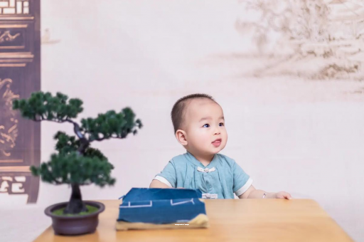 广汉宝宝几岁会走路